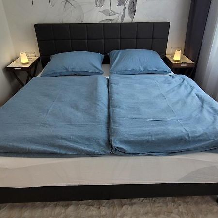 Altbauwohnung Mit Charme - Selbst Check In - Queensize Bett Vienna Exterior photo